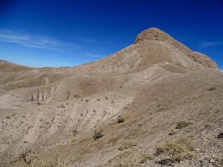 Fototapeta na wymiar View of Cerro Baul (Moquegua, Peru)