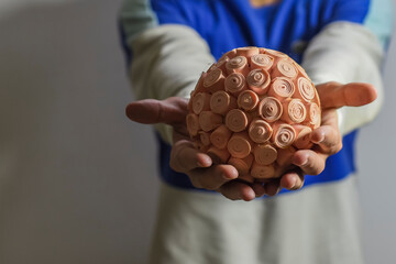 representation of the coronavirus in everyday life