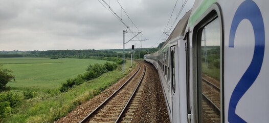 Jadący pociąg. © jarek