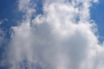 Obraz premium Blue sky with cloud, fresh air in nature, clear sky Caused by climate change