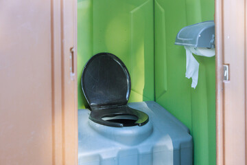 WC used in construction industry portable open toilet cabin system.