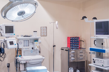 operating room with instruments and respirator