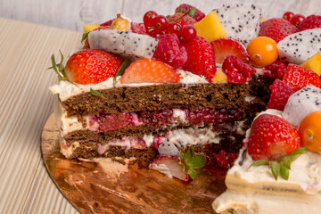 diet cake with strawberries and fruit
