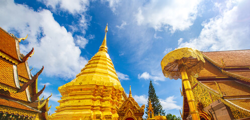 Fototapeta premium Wat Phra That Doi Suthep is a Buddhist temple in Chiang Mai Province, Thailand