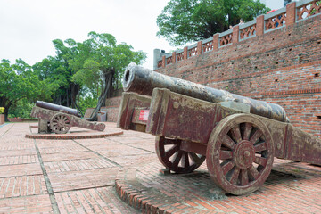 Ancient Cannons at Anping Old Fort (Fort Zeelandia) in Tainan, Taiwan. was a fortress built over ten years from 1624 to 1634 by the Dutch East India Company (VOC).