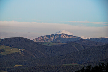 Widok na panoramę górską
