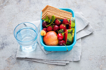 healthy summer lunch box