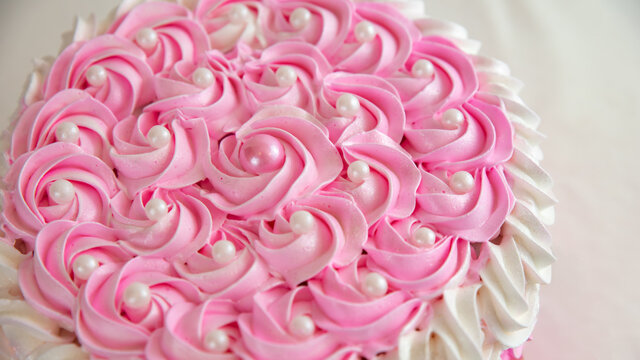 Smash The Cake Images Browse 336 Stock Photos Vectors And Video Adobe Stock