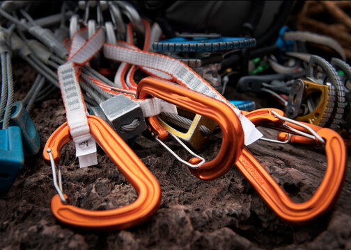 Rock climbing karabiners and quickdraws