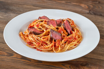 Steak linguine pasta