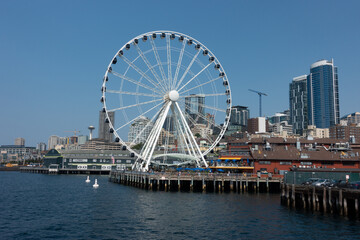 Washington's Great Wheel on the waterfront of downtown Seattle.  