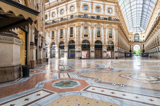 Italy, Milan, Interior of Galleria&Ocirc;&oslash;&Omega;Vittorio&Ocirc;&oslash;&Omega;Emanuele&Ocirc;&oslash;&Omega;II during COVID-19 outbreak