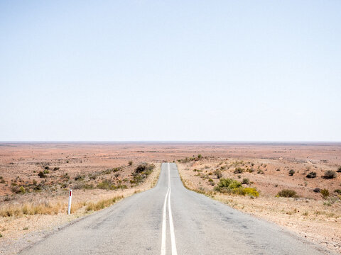 Mundi Mundi Road to Nowhere