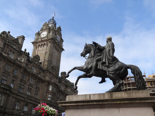 Obraz premium The Iron Duke statue in Edinburgh, Scotland UK.