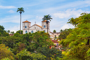 Fototapeta na wymiar Colonial Church in Pirenopolis, Goias, Brazil. Travel destination with historical buildings and preserved nature.