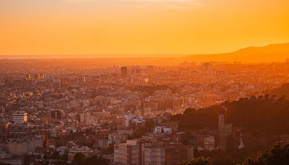 Fototapeta na wymiar sunset over the city of Barcelona