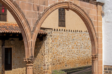 Colonial Spanish arched wall