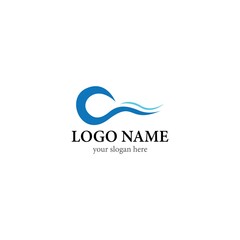 Naklejka premium Water wave logo template vector icon design
