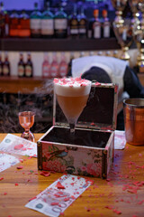 BAR, COCKTAIL AND FUN