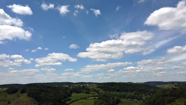 Wolken &uuml;ber der Schw&auml;bischen Alb