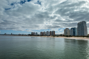 Fototapeta na wymiar Punta del Este, Uruguay, between two seas
