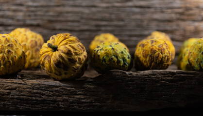 The araticum (Annona crassiflora) is a fruit native to the cerrado and belongs to the family Annonaceae.