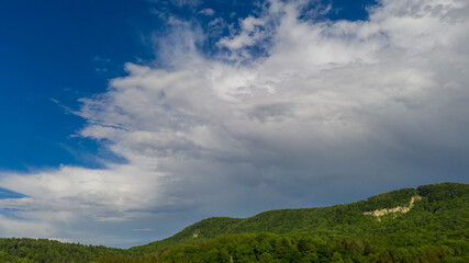 Fototapeta na wymiar Gewitterwolken über dem Land