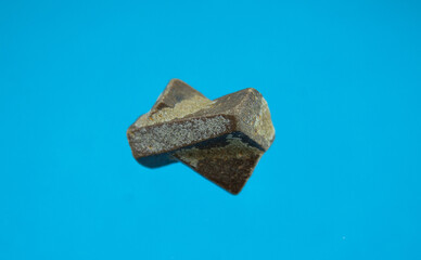 Staurolith, Staurolite, Handschmeichler, worry stone, Heilstein, healing stone