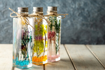 ハーバリウム　花材とボトルとオイル