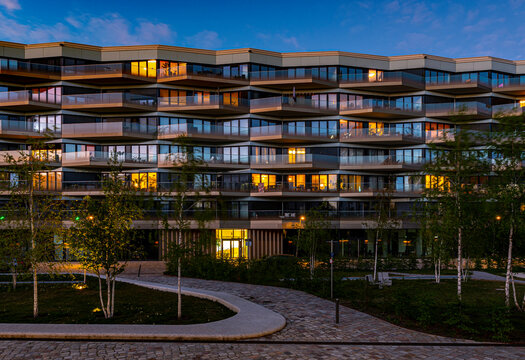 Berlin, Wohnblock, Abendstimmung, modern, urban