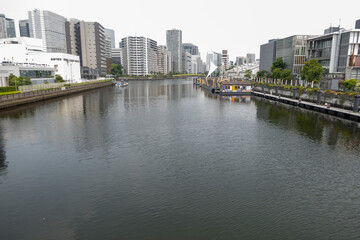 Fototapeta na wymiar 浮かぶ都市の運河