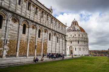 Fototapeta premium Duomo Leaning tower of Pisa with dramatic sky 