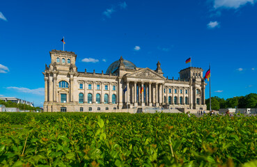 Fototapeta na wymiar Building of the reichstag, german parliament in Berlin