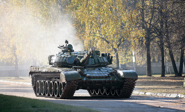 The main battle tank of the Russian army T-72.The main battle tank of the Russian army T-72. The legendary Russian Soviet tank T-72. The coolest tank that fights all over the world and provides milita