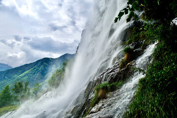 Fototapeta na wymiar acquaragia waterfalls in valchiavenna Sondrio