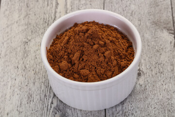 Cocoa powder in the bowl