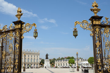 Grilles de la place Stanislas à Nancy (54) - Gilded wrought iron gates and lantern on Place...
