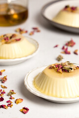 Honey and roses panna cotta