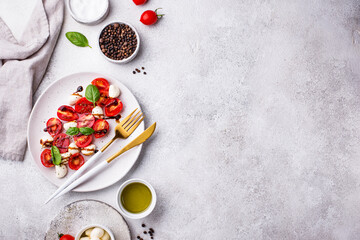 Caprese salad with tomatoes and mozzarella