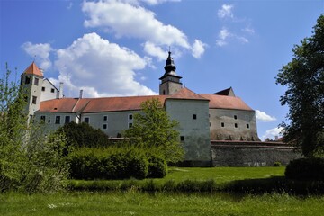Fototapeta premium Czech castle in fine weather