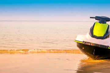 Fototapeta premium Jetski wiht sea in Sunshine background sky