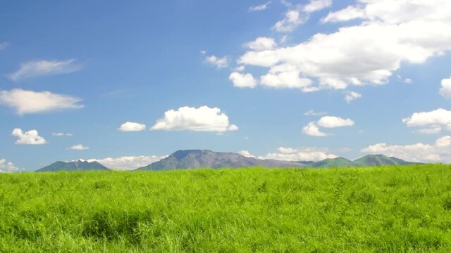 新緑の阿蘇五岳