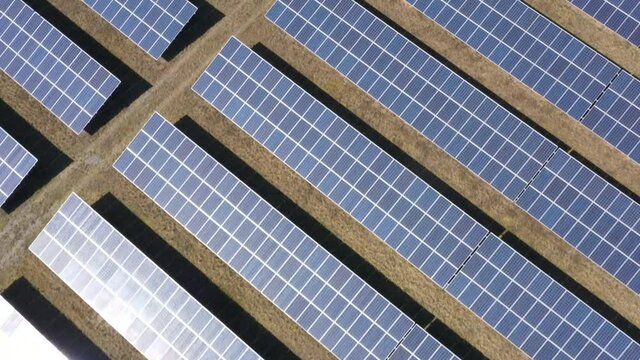 Photovoltaik Aerial Footage | Solarfeld Solaranlage Luftbild