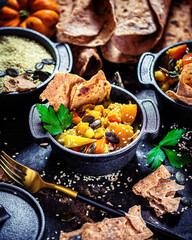 Indisches Kürbis Curry mit Chapatis