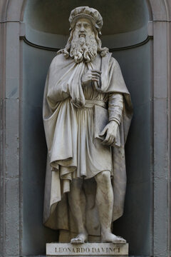 Statue of Leonardo Da Vinci outdoor the Uffizi museum, famous touristic place, Florence, Italy