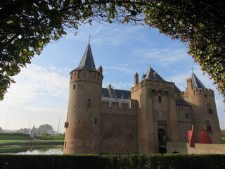 Fototapeta na wymiar Old dutch castle