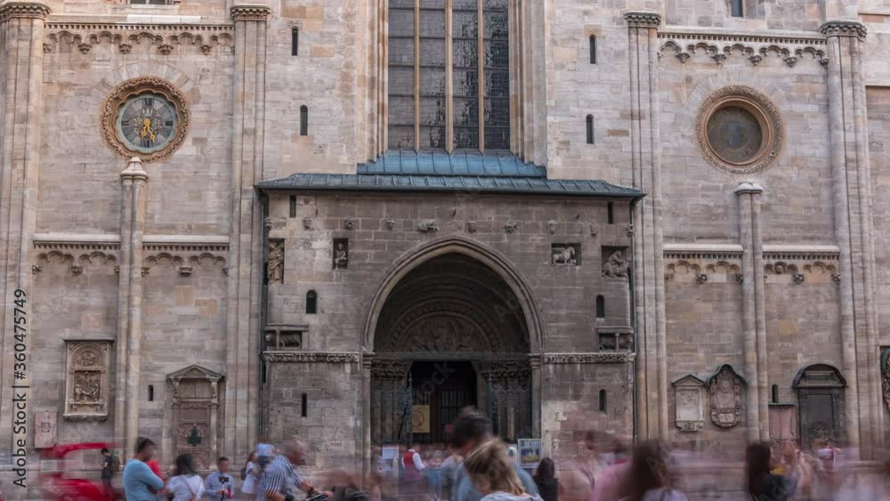 Wall mural entrance to st. stephen's cathedral timelapse (stephansdom, domkirche st. stephan), the mother churc