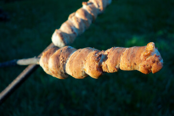 2 fertige Stockbrote