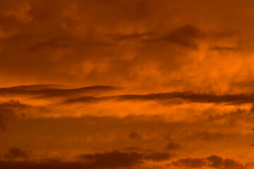 Fototapeta premium Orange cloudscape at sunset