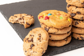 Сhocolate chip cookies close-up on a uniform background